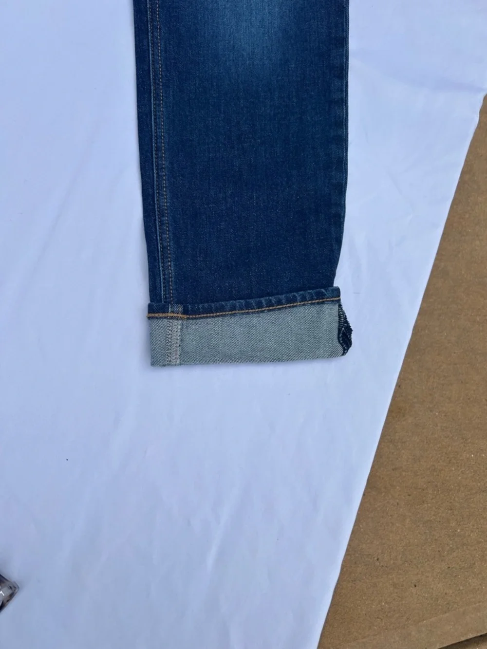 Classic Men's Dark Blue Straight Jeans cuffed size 30x32
